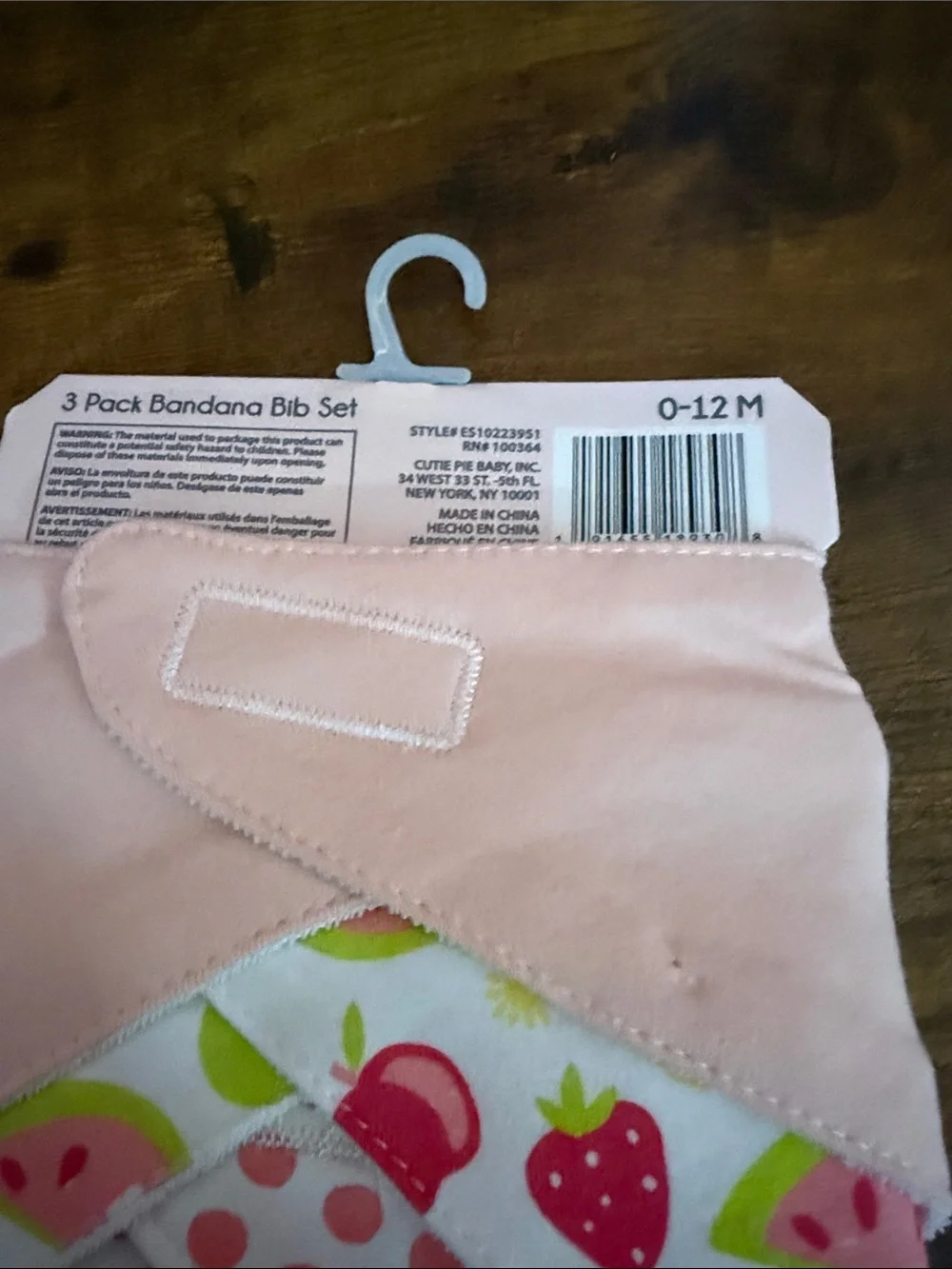 Sandy & Simon Bandana Bib velcro closure